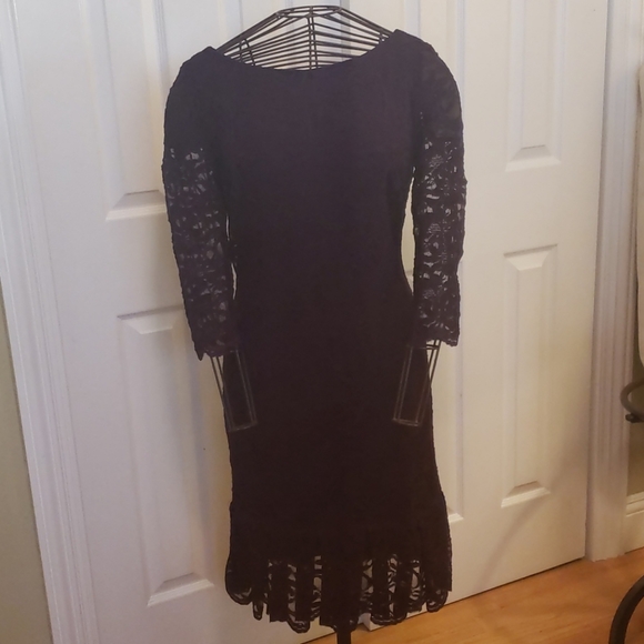 Calvin Klein Lace overlay dress - Picture 4 of 10